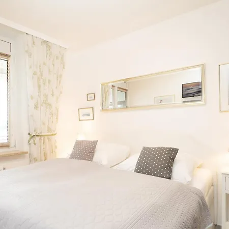 Haus Aquamarina Kuestenruhe 11 Apartman