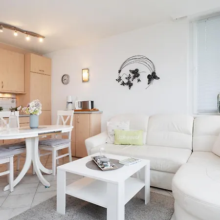 Haus Aquamarina Kuestenruhe 11 * Heiligenhafen